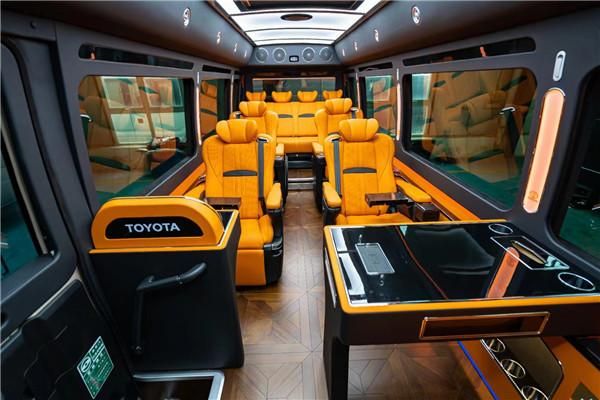 价格考斯特7座内饰豪华配置开元棋牌丰田考斯特房车7座(图7) 价格考斯特7座内饰豪华配置开元棋牌丰田考斯特房车7座(图7)